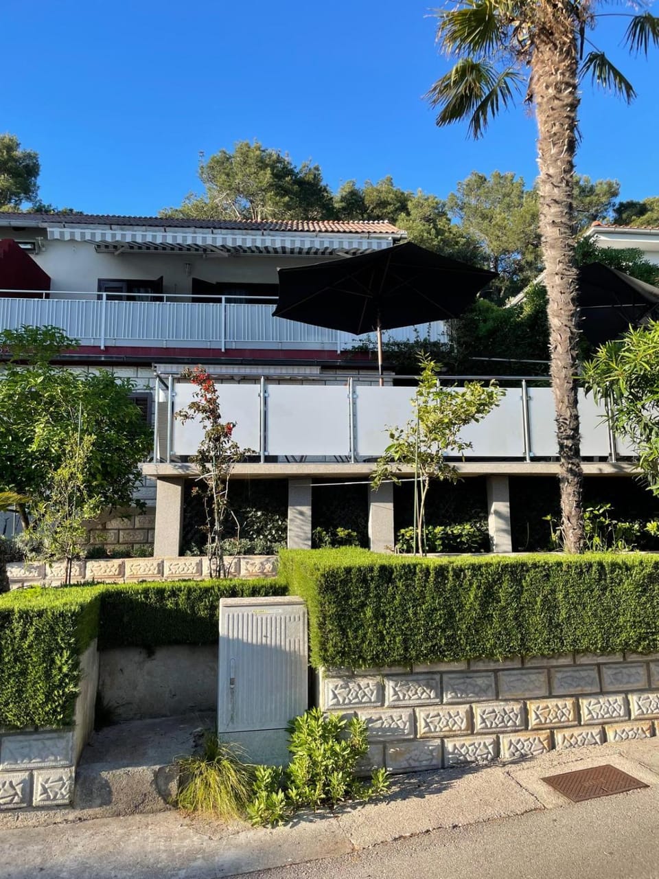 Property building, Garden, Garden view