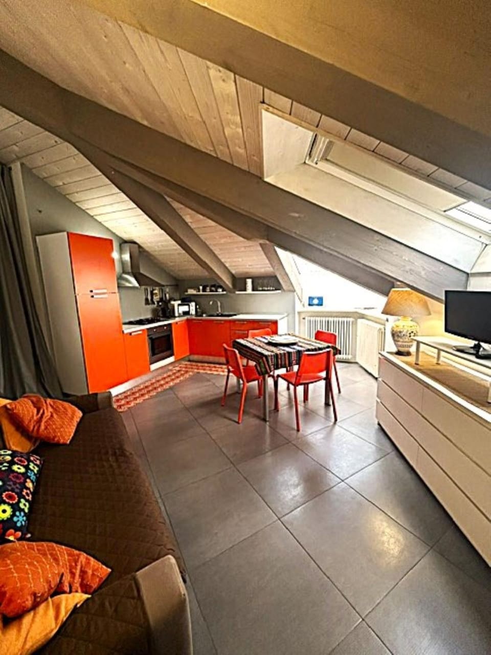Coffee/tea facilities, kitchen
