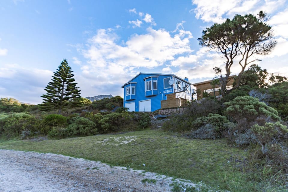 Property building, Street view