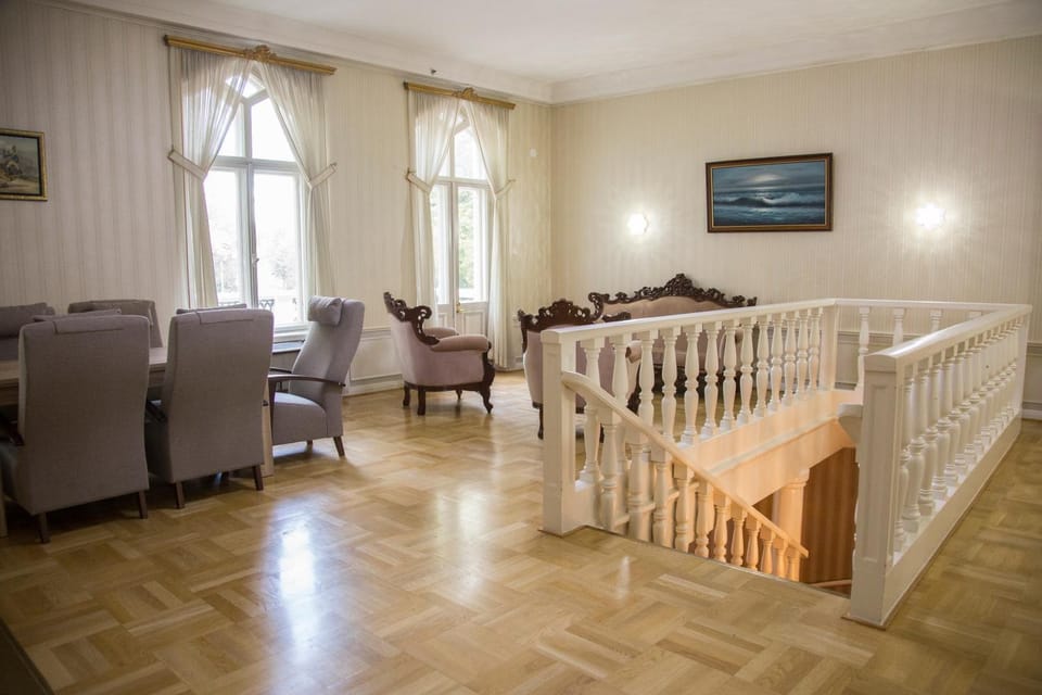 Seating area