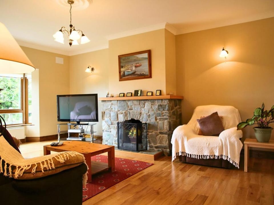White Thorn House House in County Galway