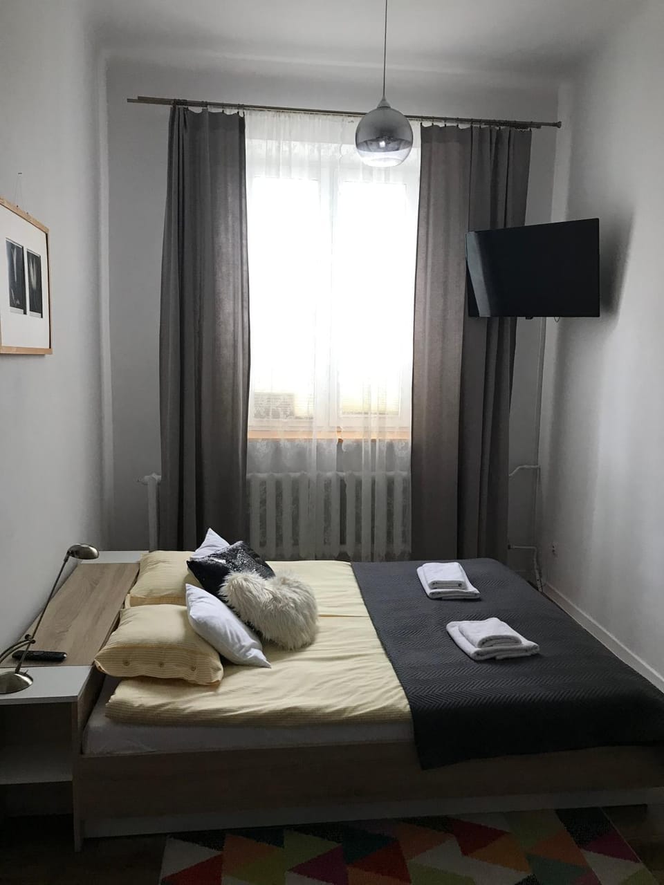 Bed, Photo of the whole room, Bedroom