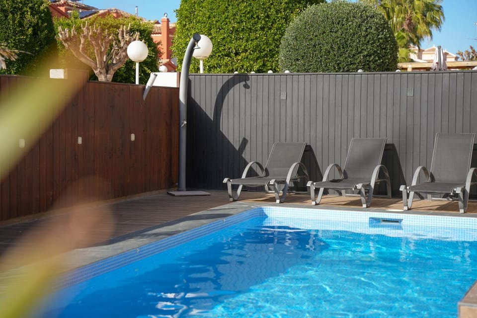 Sunset Pool Villa House in Calp