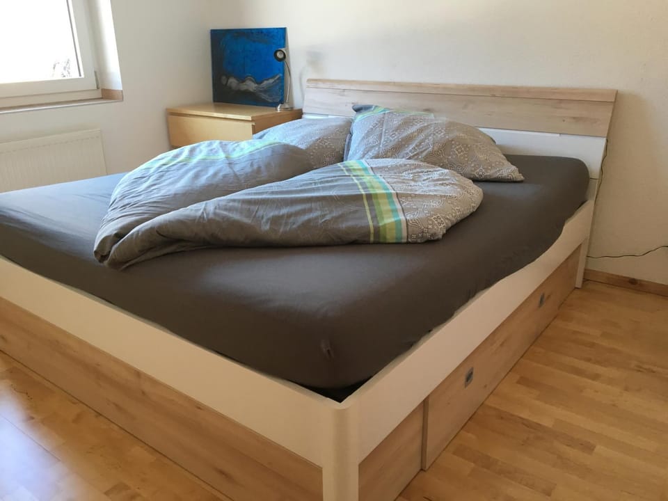 Bed, Photo of the whole room