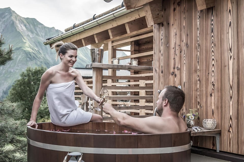 Hot Tub, Hot Tub, View (from property/room), Spa and wellness centre/facilities, Spa and wellness centre/facilities