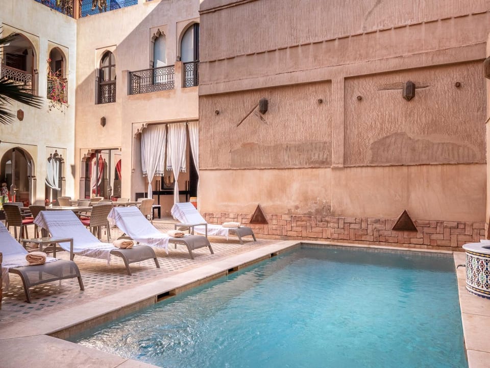 Floor plan, Swimming pool