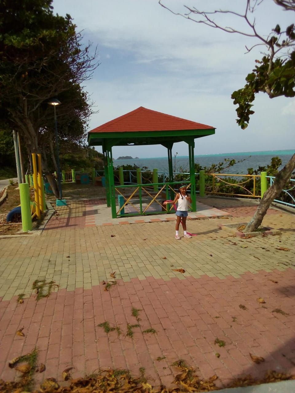 Day, People, Natural landscape, Evening entertainment, Sea view, children