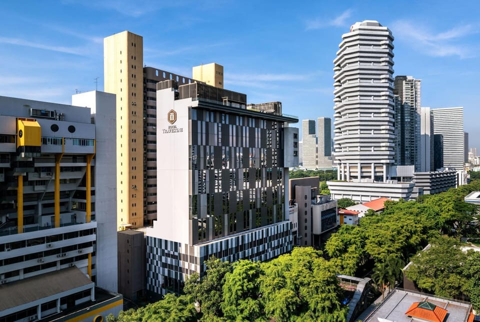 Property building, Day, City view, Location