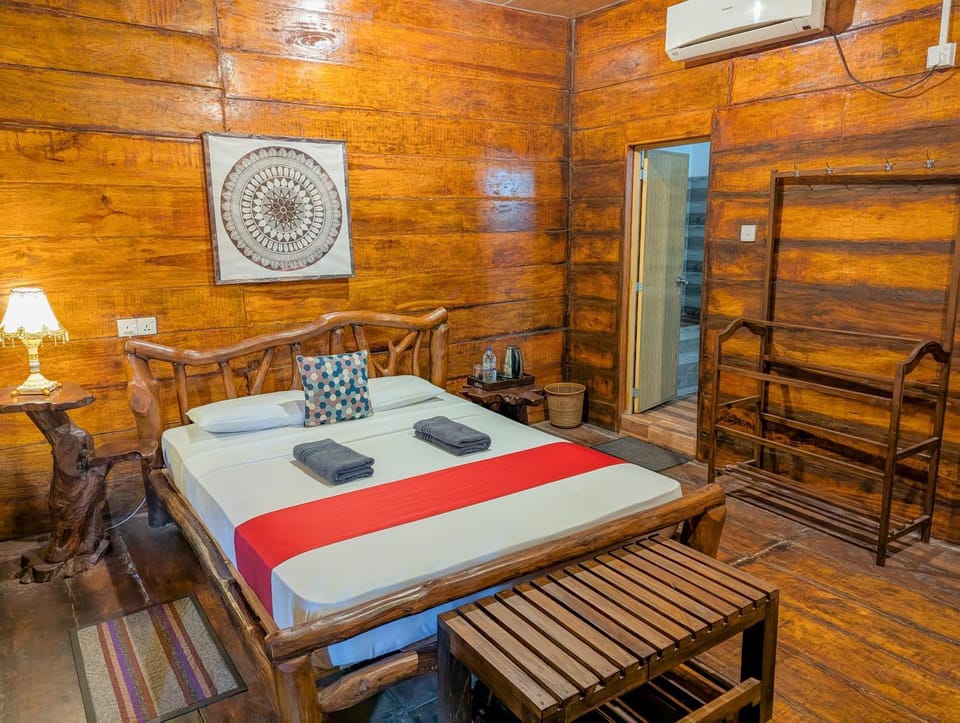 Choona Lodge 'view of sigiriya & pidurangala with sunrise' Nature lodge in Dambulla