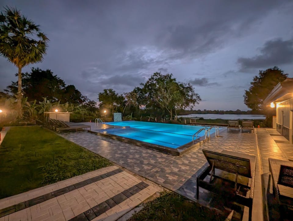 Choona Lodge 'view of sigiriya & pidurangala with sunrise' Nature lodge in Dambulla