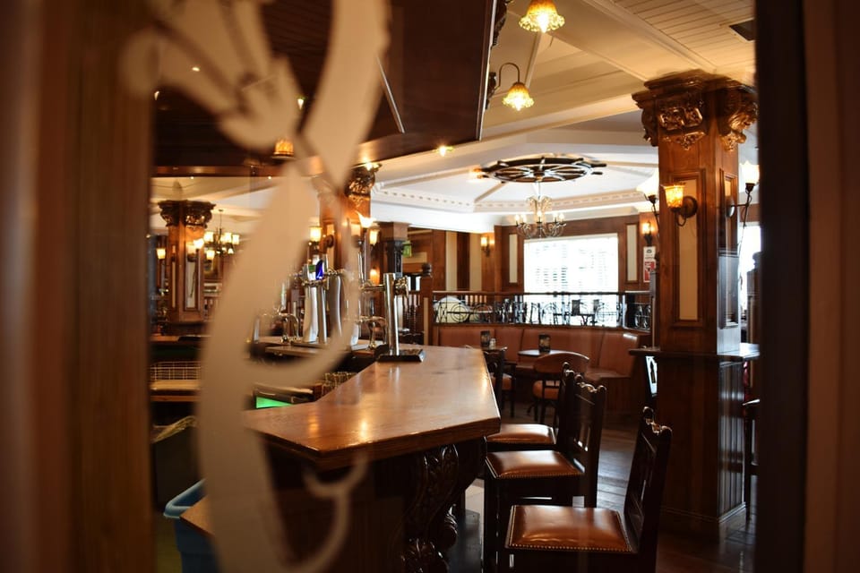 Library, Lounge or bar