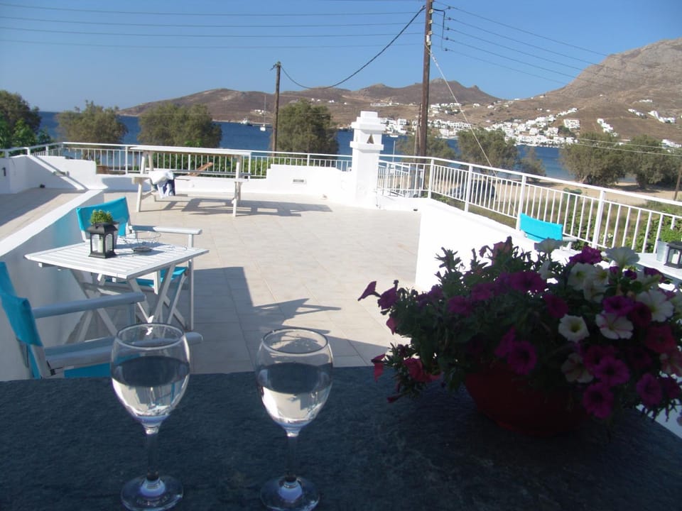 Patio, Balcony/Terrace, Seating area