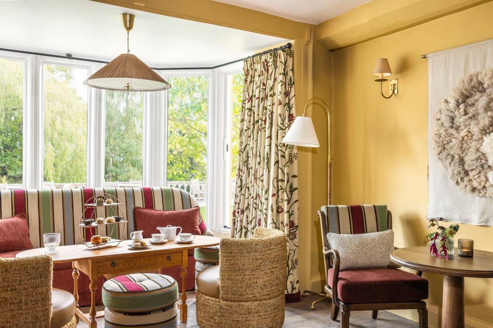 Lounge or bar