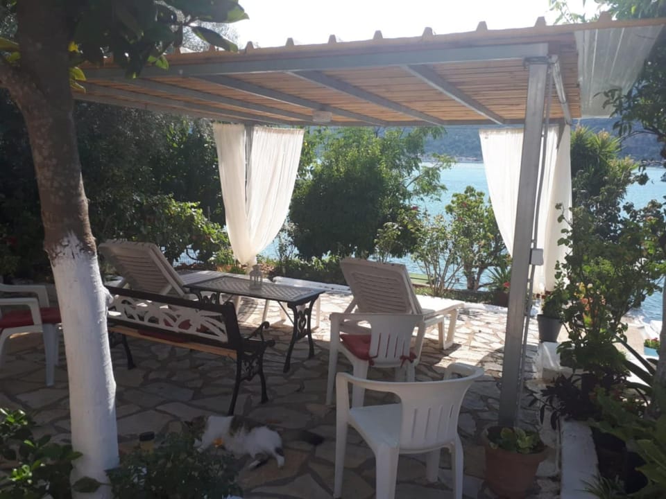 Geni Bay Apartment in Lefkada, Lefkada Municipality, Greece