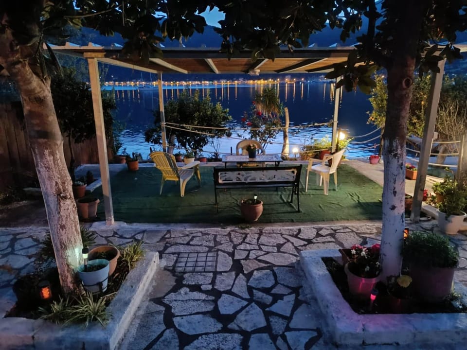 Geni Bay Apartment in Lefkada, Lefkada Municipality, Greece