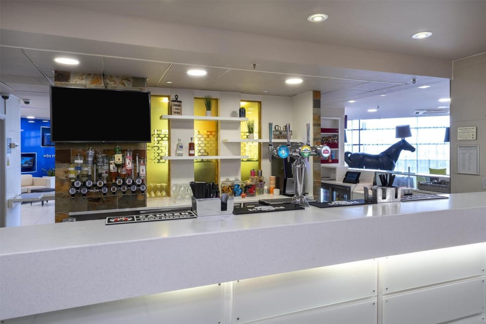 Lounge or bar