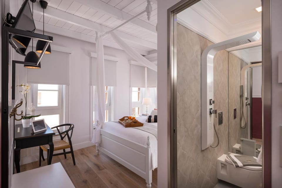 Bathroom, Bedroom