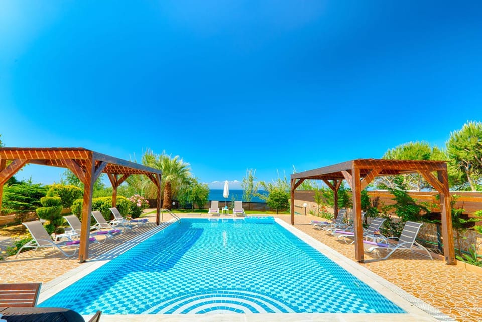 Pool view, Swimming pool, Swimming pool
