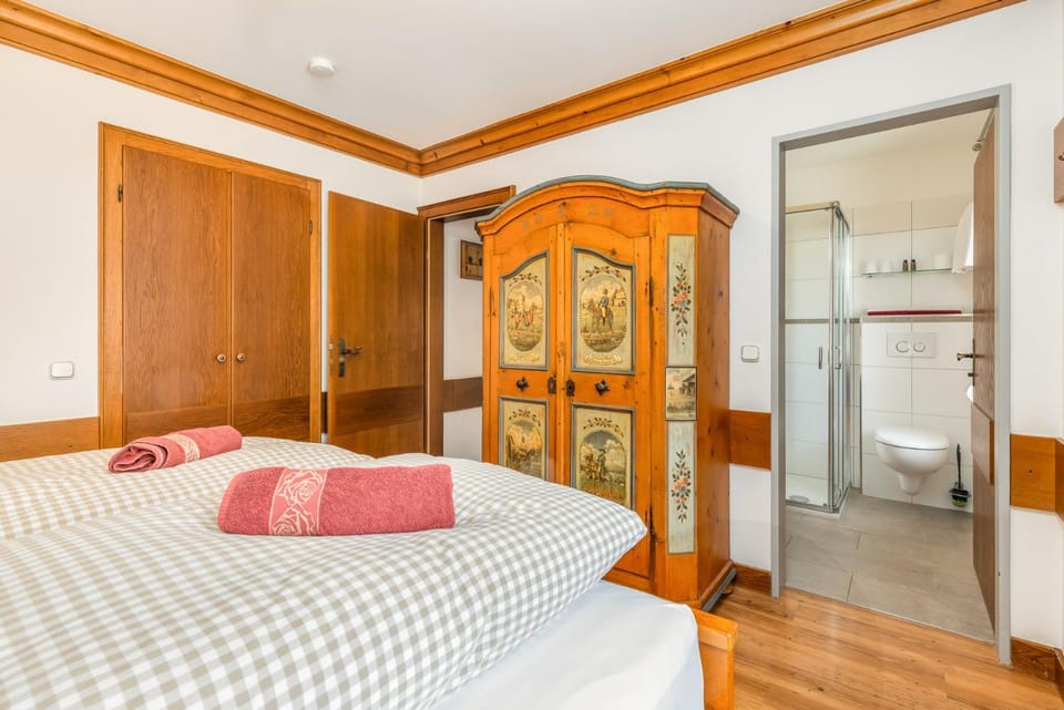 Bed, Photo of the whole room, Bedroom, towels, wardrobe