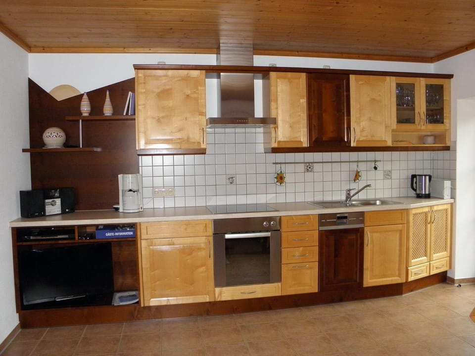 Kitchen or kitchenette, Decorative detail