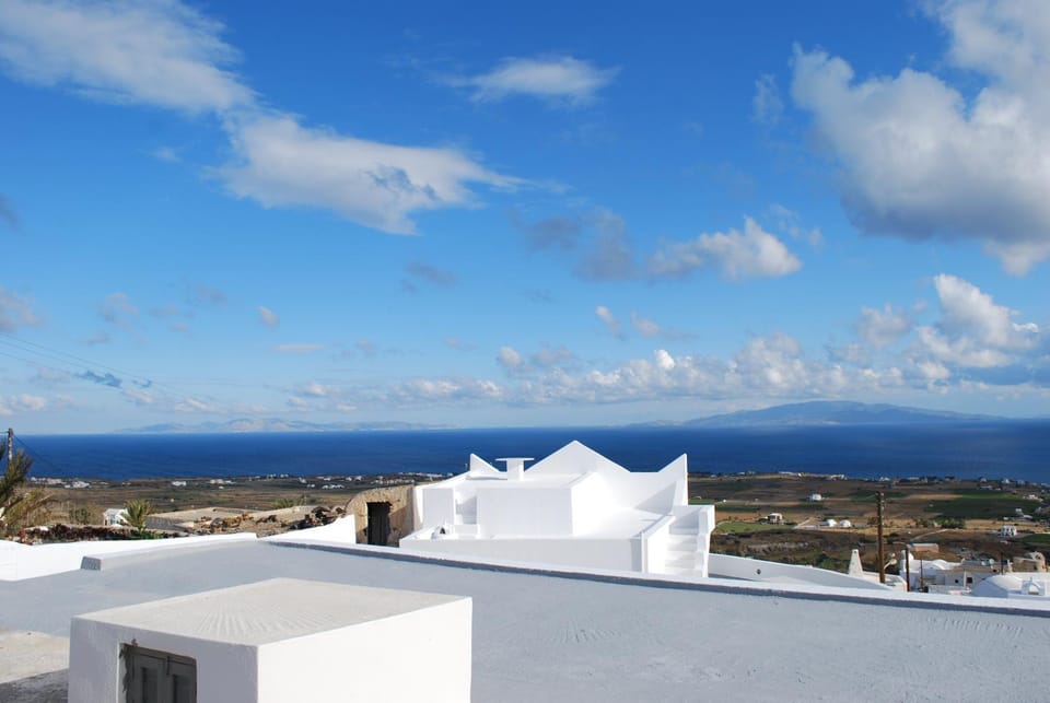 Property building, Neighbourhood, Natural landscape, Balcony/Terrace, Balcony/Terrace, City view, Sea view