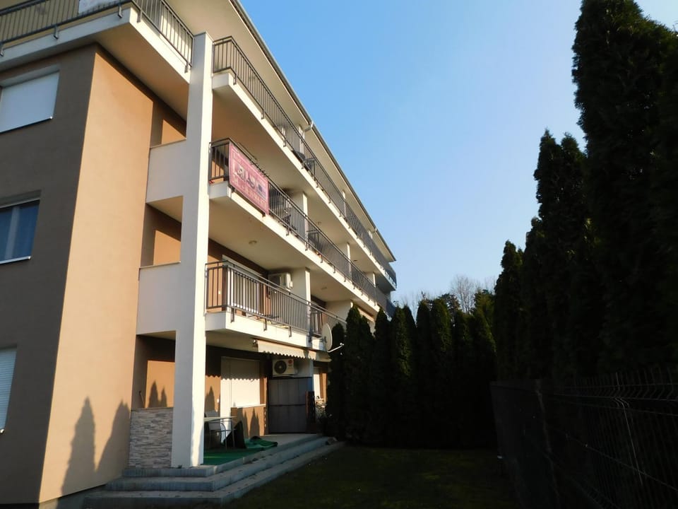 Property building, Balcony/Terrace