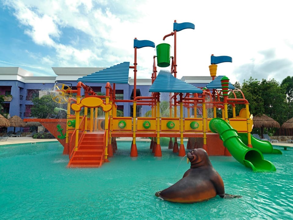 Children play ground, Aqua park, Swimming pool