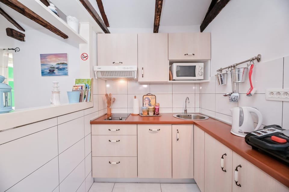 dishwasher, minibar, toaster, kitchen