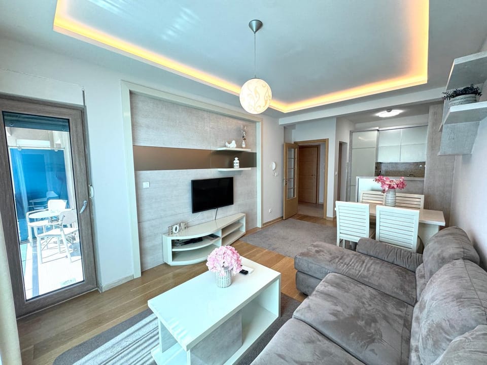 Vujanović Apartments Apartment in Budva Municipality
