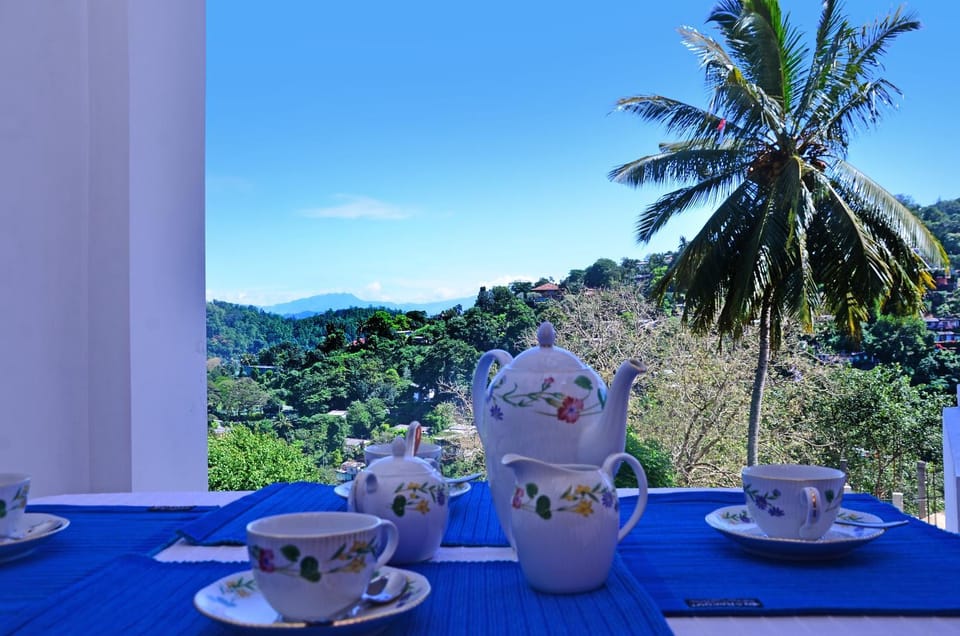 Balcony/Terrace, Mountain view, Continental breakfast, English/Irish breakfast