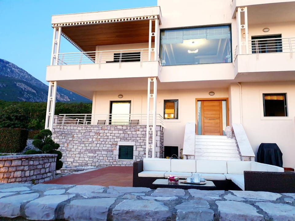 Elaianthos House in Messenia