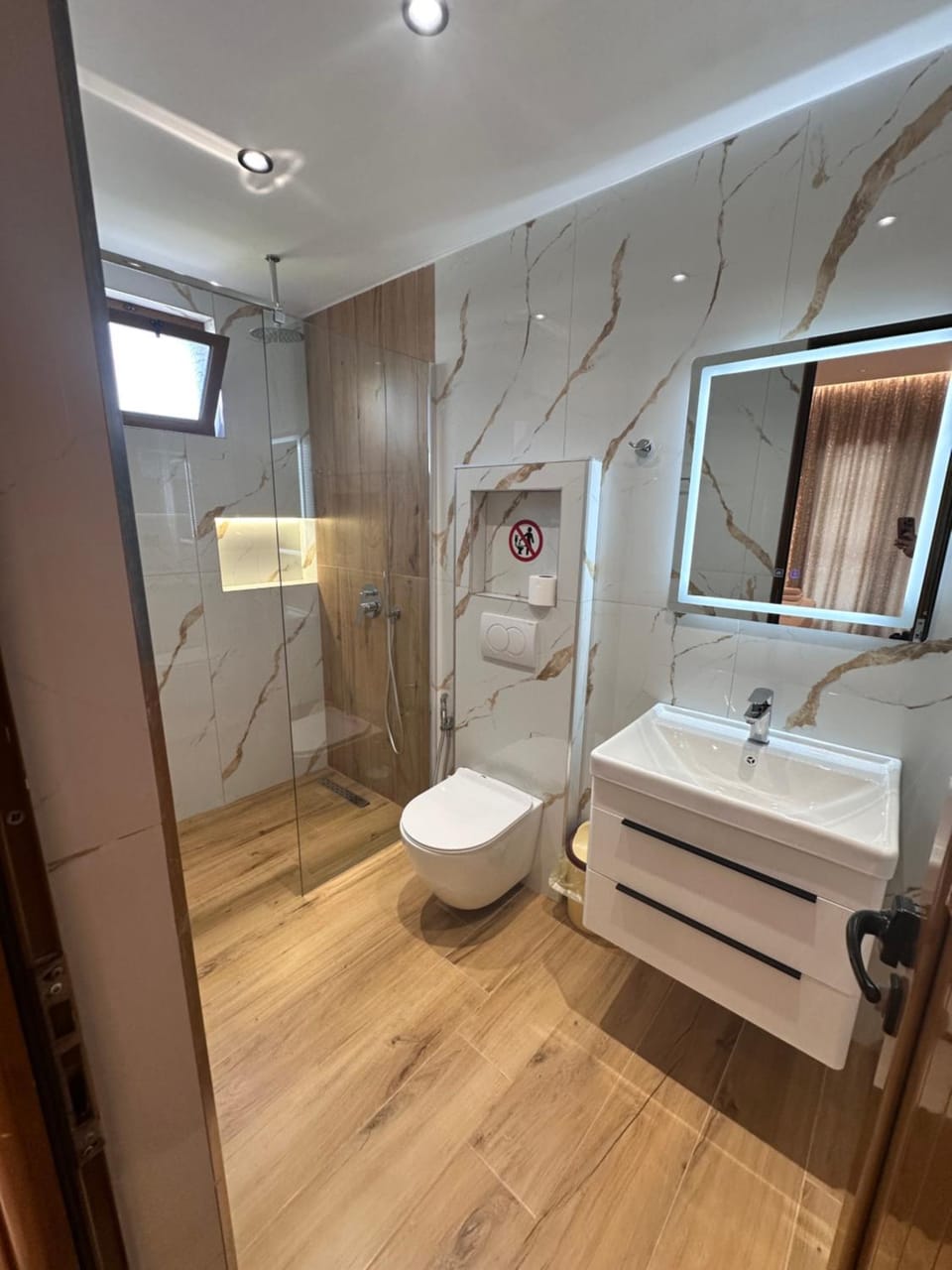 Vila Reni Risi Bed and Breakfast in Ksamil