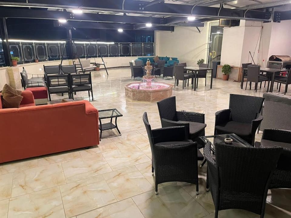 BBQ facilities, Balcony/Terrace, City view, Quiet street view