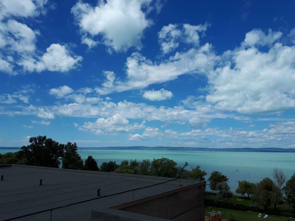 Nearby landmark, Day, Natural landscape, Lake view