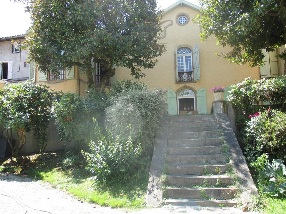 Property building, Garden view