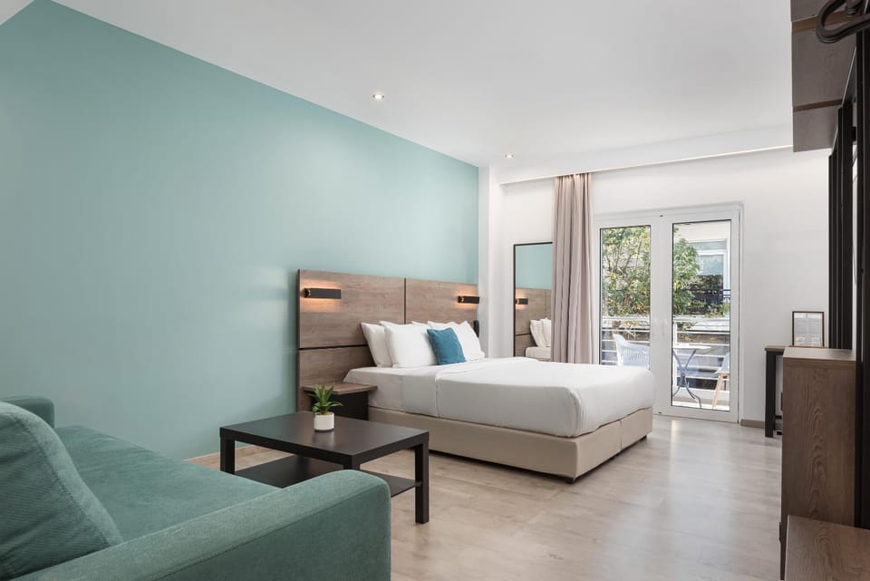 Bed, Seating area, Bedroom