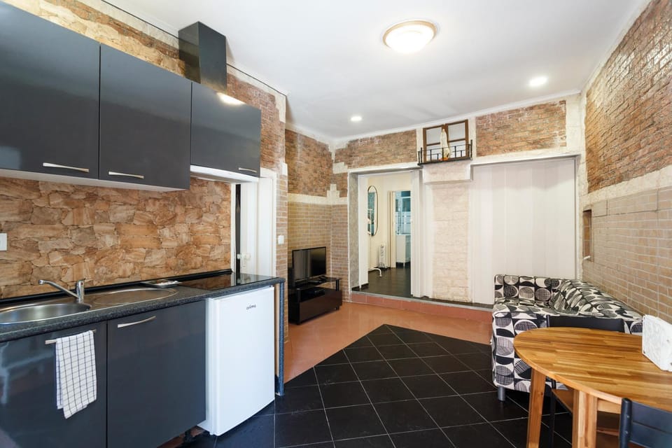 Kitchen or kitchenette, Living room