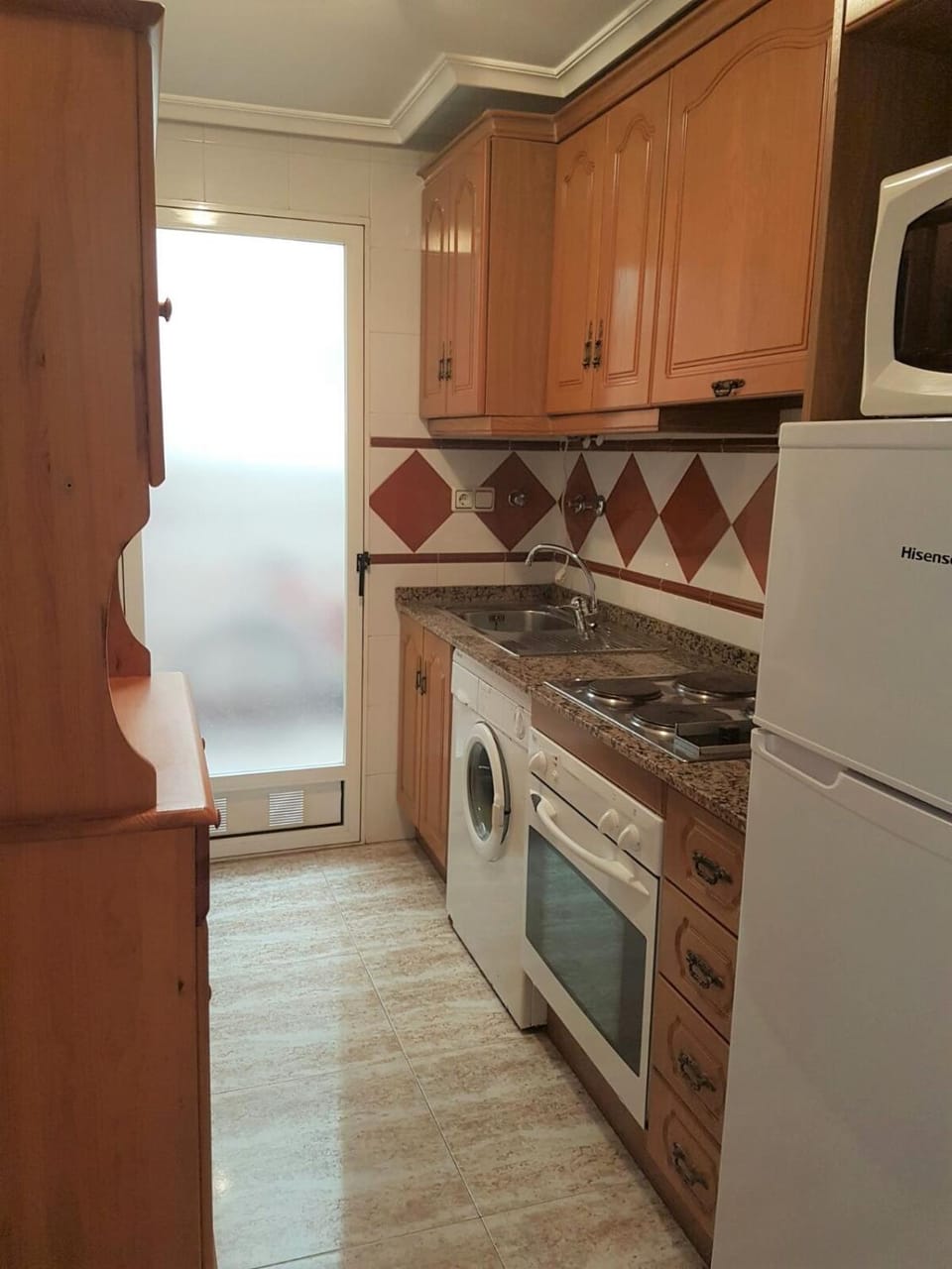 Kitchen or kitchenette