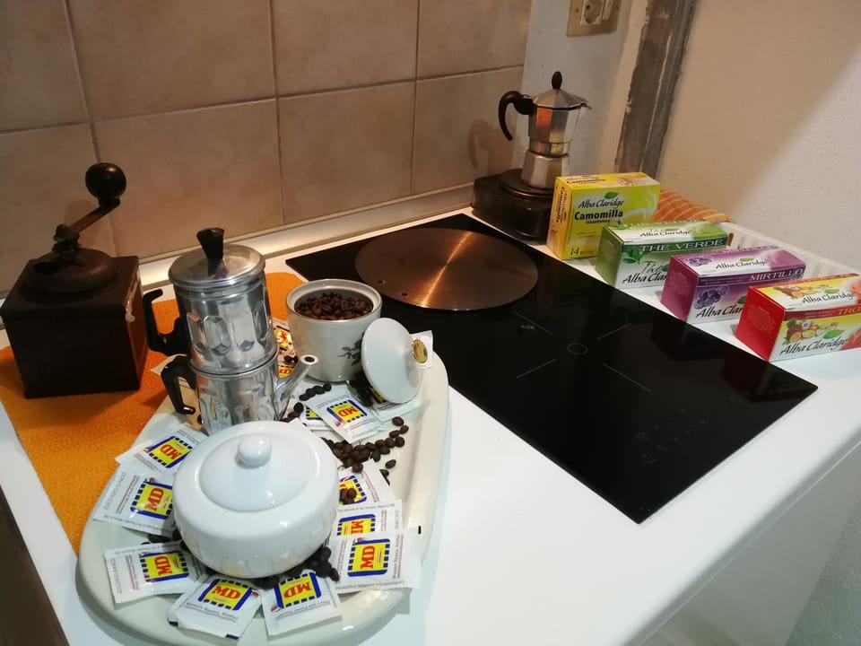Coffee/tea facilities, Drinks