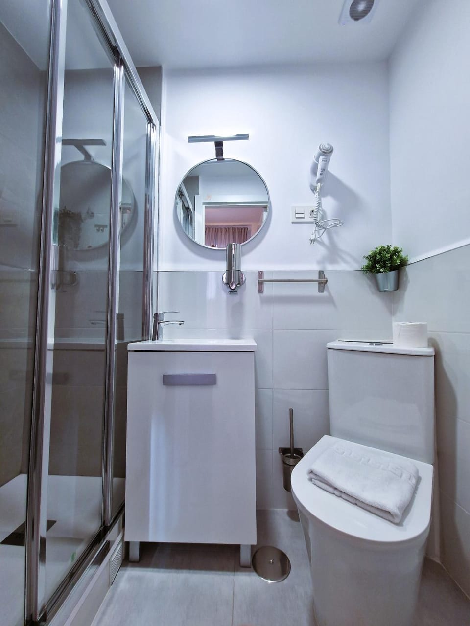 Shower, Bathroom