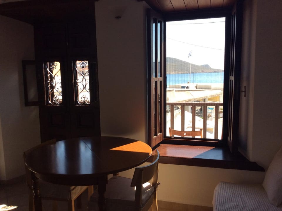 Amalia Harbor Apartment in Decentralized Administration of the Aegean
