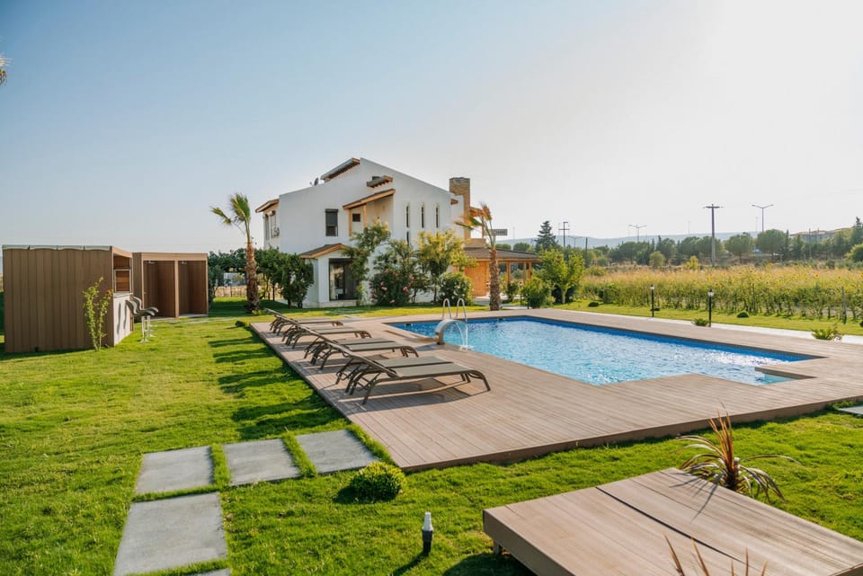Pool view, Swimming pool
