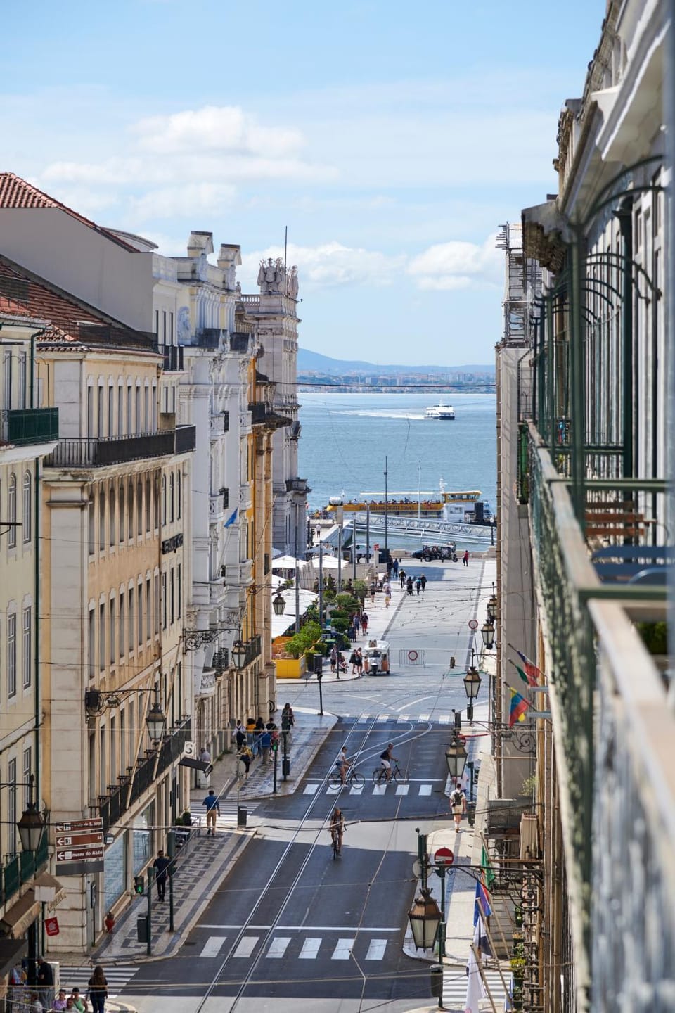 City view, River view, Street view