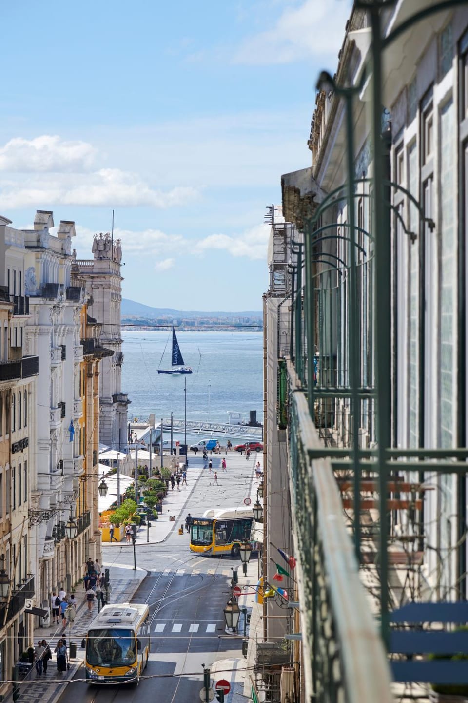 City view, River view, Street view