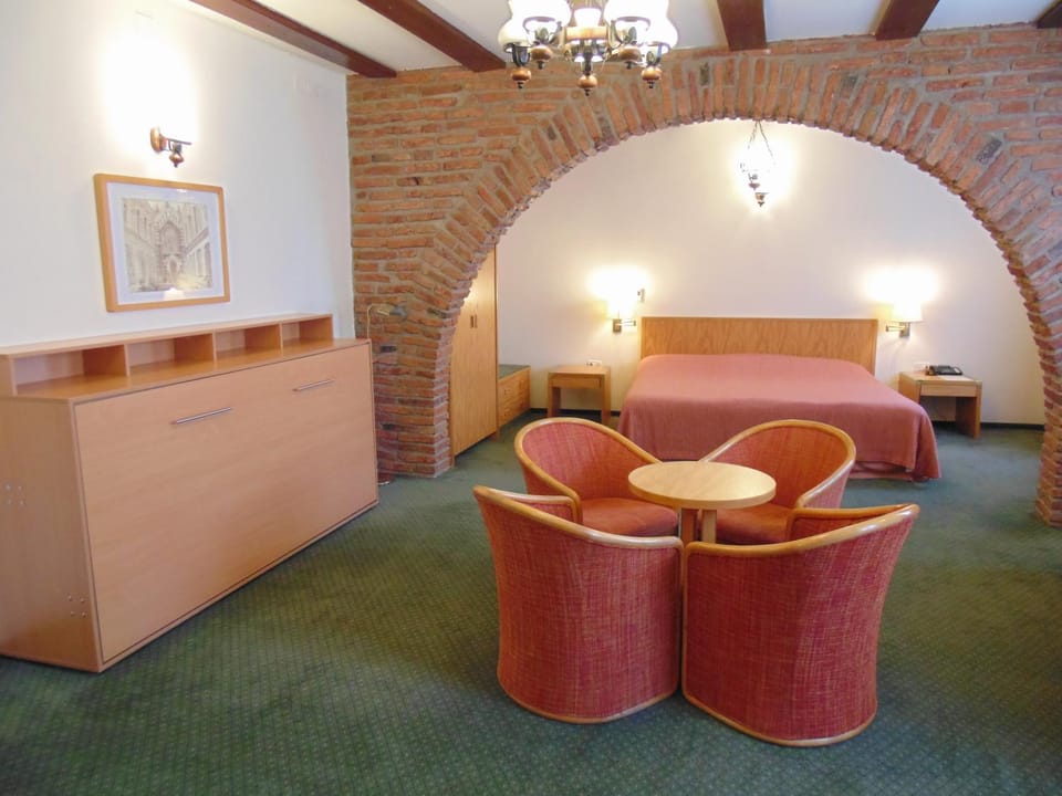 Curtea Brasoveana Bed and Breakfast in Brasov