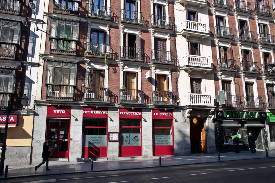 Property building, Facade/entrance