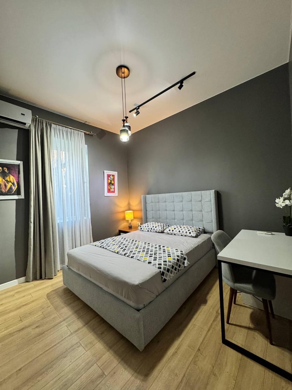 Bed, Bedroom
