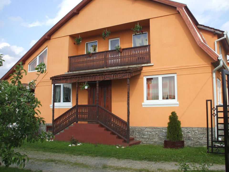 Timi Kulcsosház Bed and Breakfast in Romania