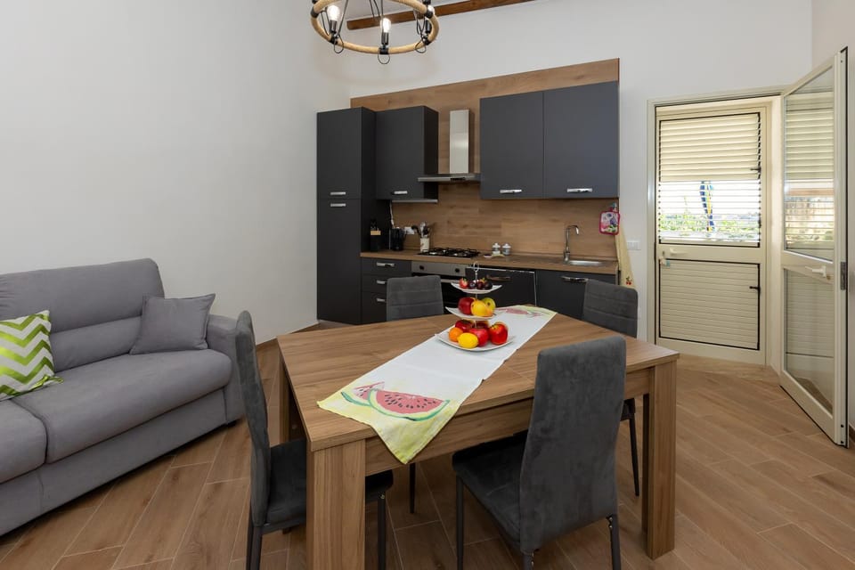 Kitchen or kitchenette, Living room, Dining area, oven, stove
