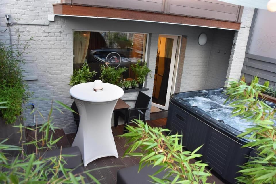 Suite 40 Jacuzzi & Sauna by Malmedreams Apartment in Wallonia, Belgium